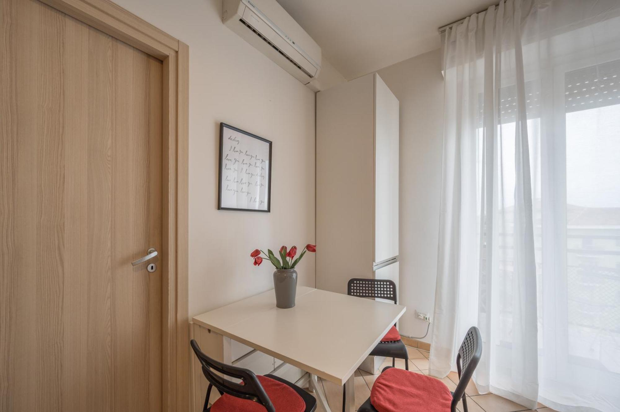 Appartement Primopiano - Palmanova à Milan Extérieur photo