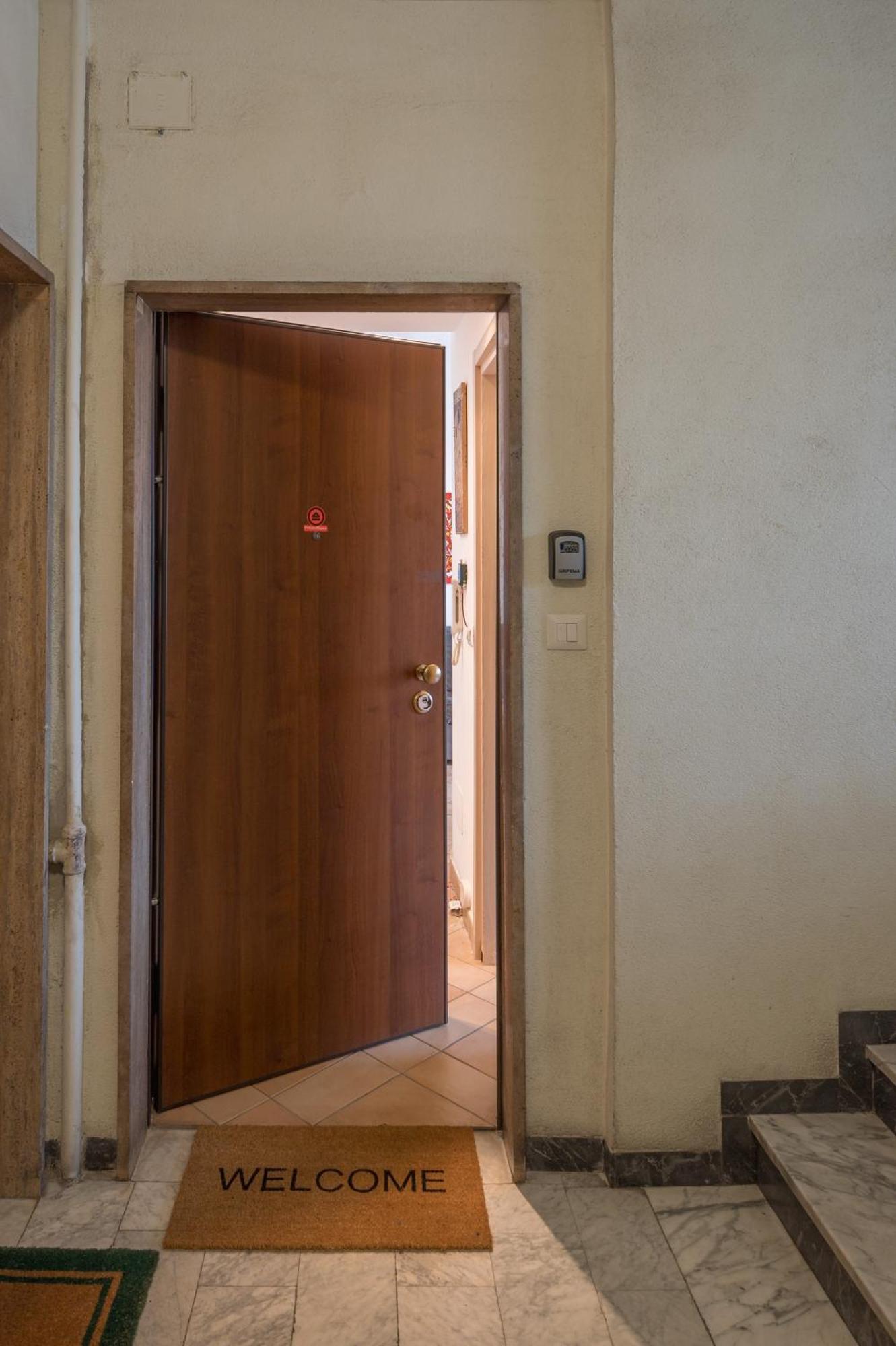 Appartement Primopiano - Palmanova à Milan Extérieur photo